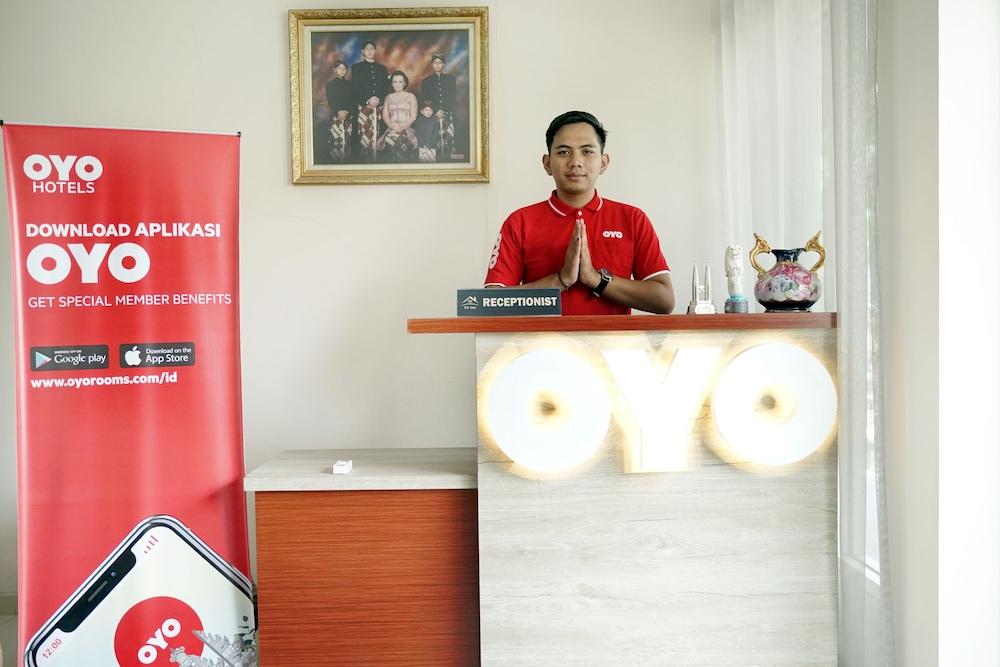 OYO 646 Kvinn Kostel Salakan Exterior foto